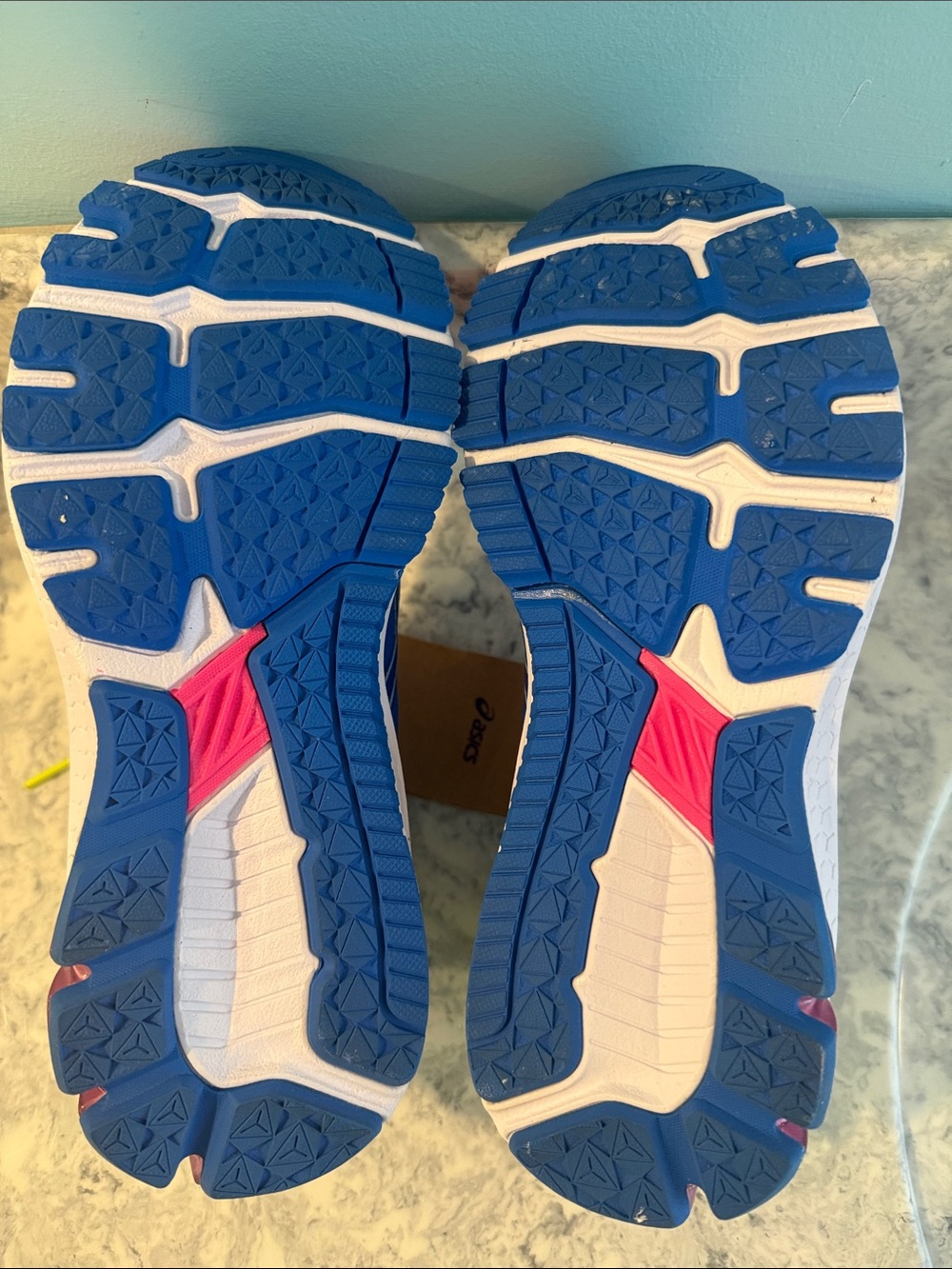 ASICS Women's Pink Blue Gradient Running Shoes with Neon Yellow Laces - Picture 3 of 4